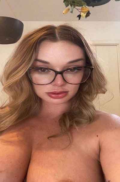 Lena, 30 Jahre