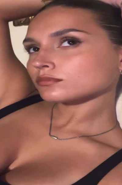Julia, 21 Jahre