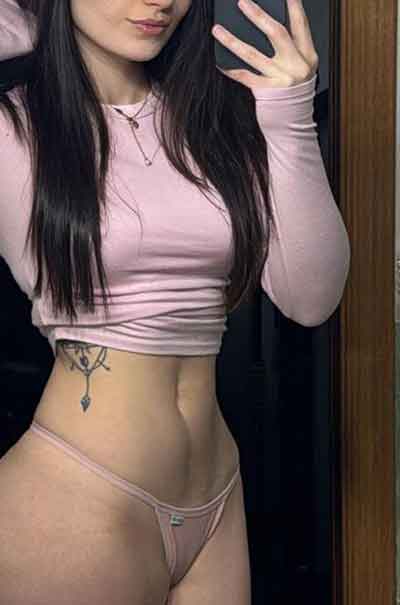 Lilly, 23 Jahre, Hürth