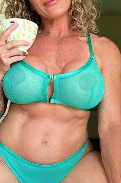 Claudia, 40 Jahre